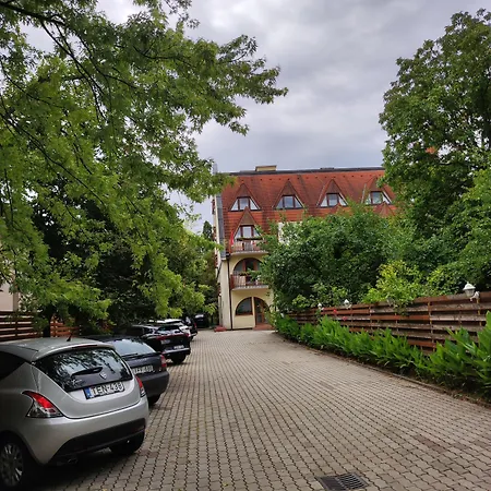 Hotel Agnes 3*