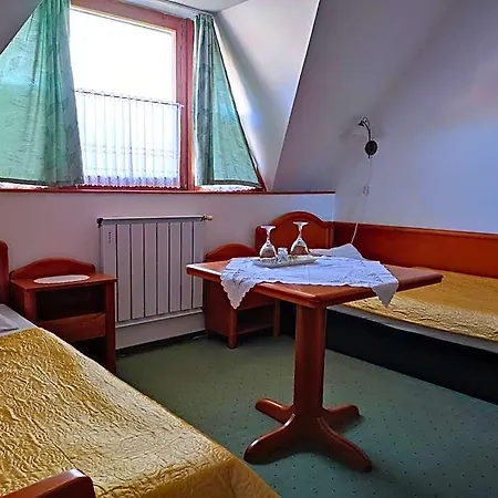 Ágnes Hotel 3*